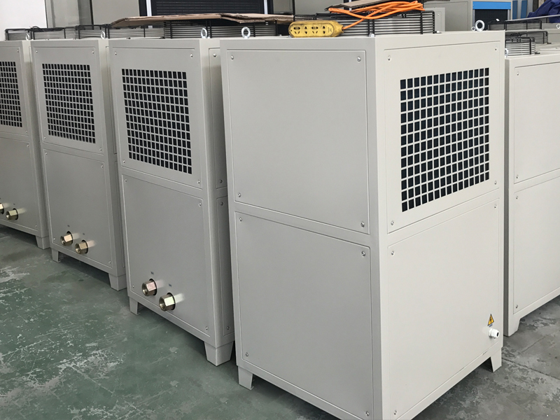 ?油冷機(jī)安裝需要注意的幾個環(huán)境因素